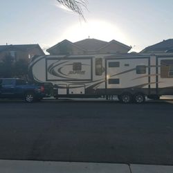 2014 FIFTH WHEEL ALPINE BY KEYSTONE 
