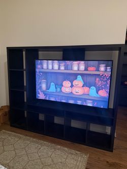 Black Lappland TV Entertainment Center