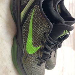 Kobe 6 “Supreme rice” Size 8