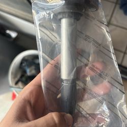 Toyota Corolla Set Of Of 4 Coils And Spark Plugs