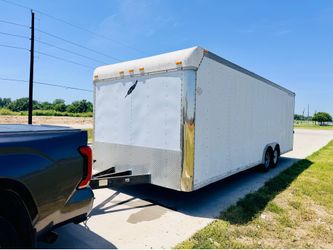 Featherlite Enclosed 24 Ft Car /Cargo Hauler