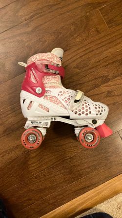 Girl’s Adjustable Size (3-6) Roller Skates