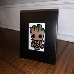 Hand oil pointing groot Marvel Comics picture frame Stan Lee The Guardians of the Galaxy