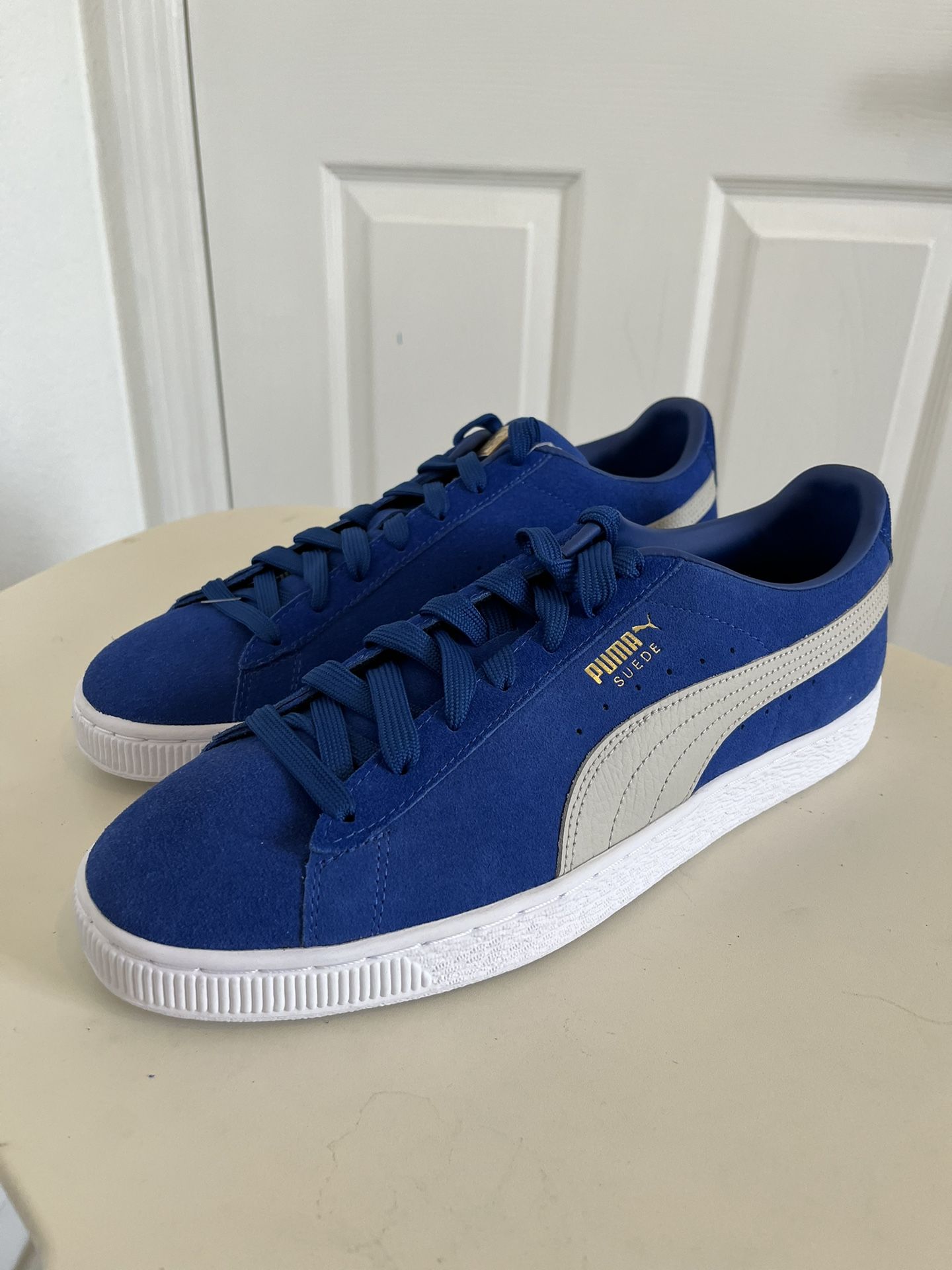 PUMA MENS SNEAKERS SIZE 11.5 - BRAND NEW - SUEDE