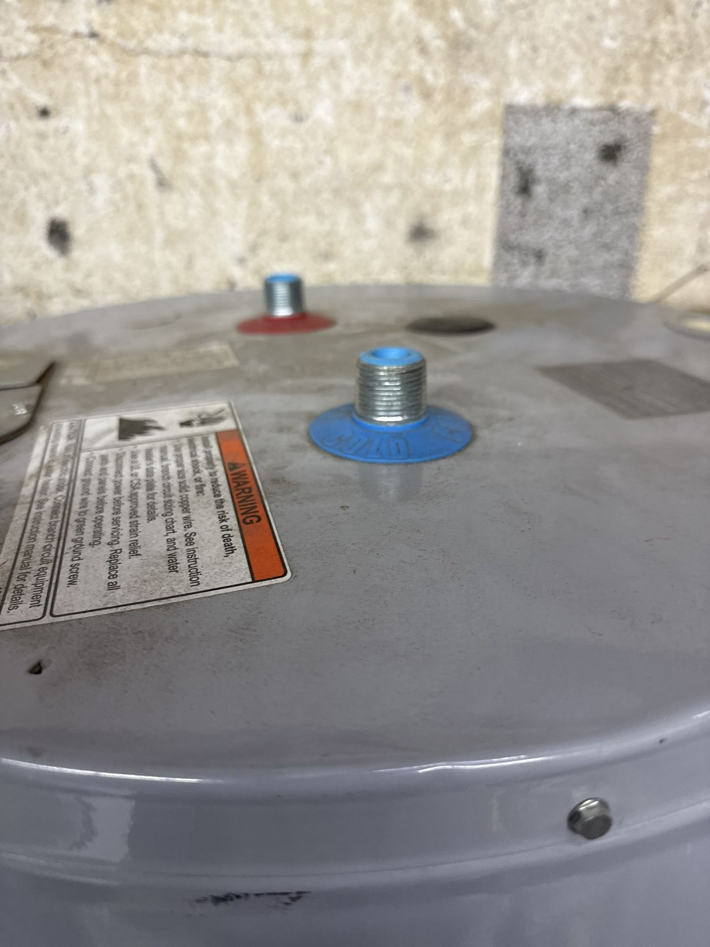 gas water heater 78 gallons new