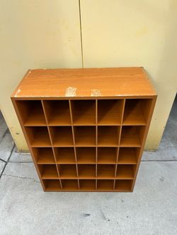 Wood Cubby Shelf Unit 25 Compartments