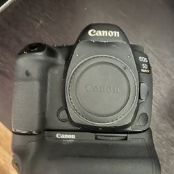Canon Camera 5D Mark IV