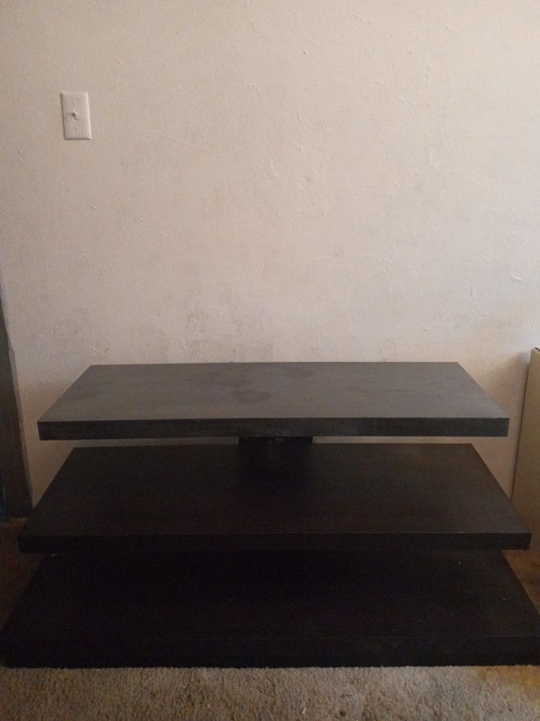 Like New Tv Stand. Heavy Duty