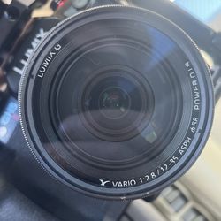 Panasonic Lumix G X Vario 12-35mm f/2.8 Power O.I.S. lens w Focus Issue (Parts / Repair)
