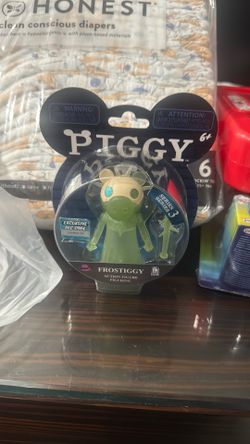 Piggy Frostiggy Action Figure 