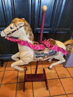 Carousel horse