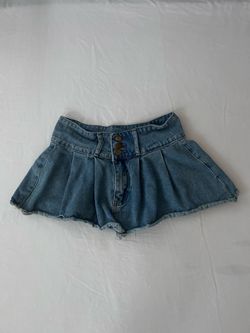 Pleated denim mini skirt