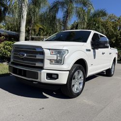 2017 Ford F150 Platinum SuperCrew Cab 