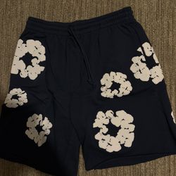 Navy Blue Denim Tear Shorts-large 