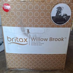 New Britax Willow Brook Travel System.
