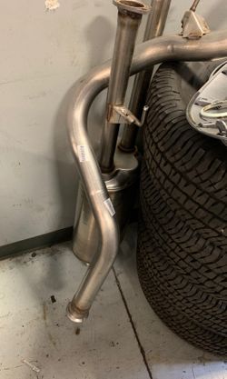 {contact info removed} crewmax tundra stock exhaust