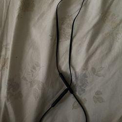 bluetooth earphones beats by dre 