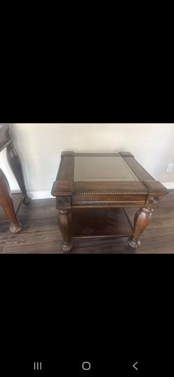 2 x Ashley "Mantera" coffe Table
