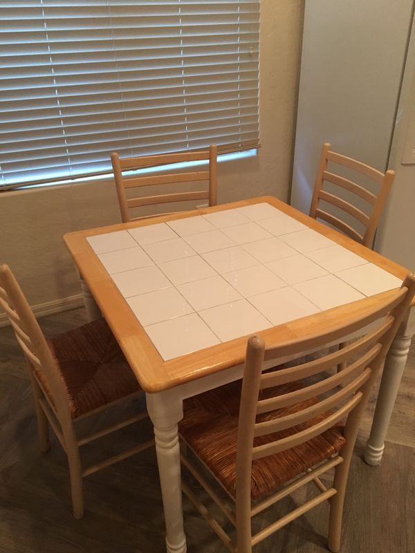Kitchen table for Sale in North Las Vegas, NV - OfferUp