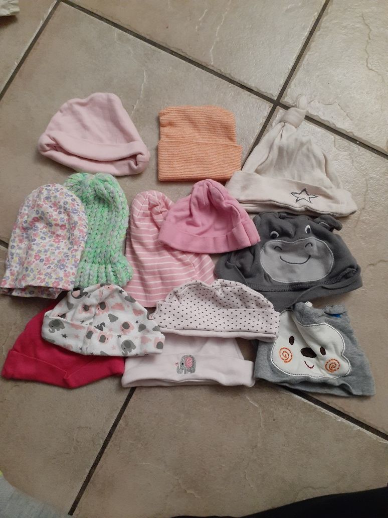 Girls Socks, Bibs, Hats and Muttens Newborn to 3 months