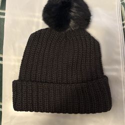 F•R•I•E•N•D•S Love Your Melon Beanie