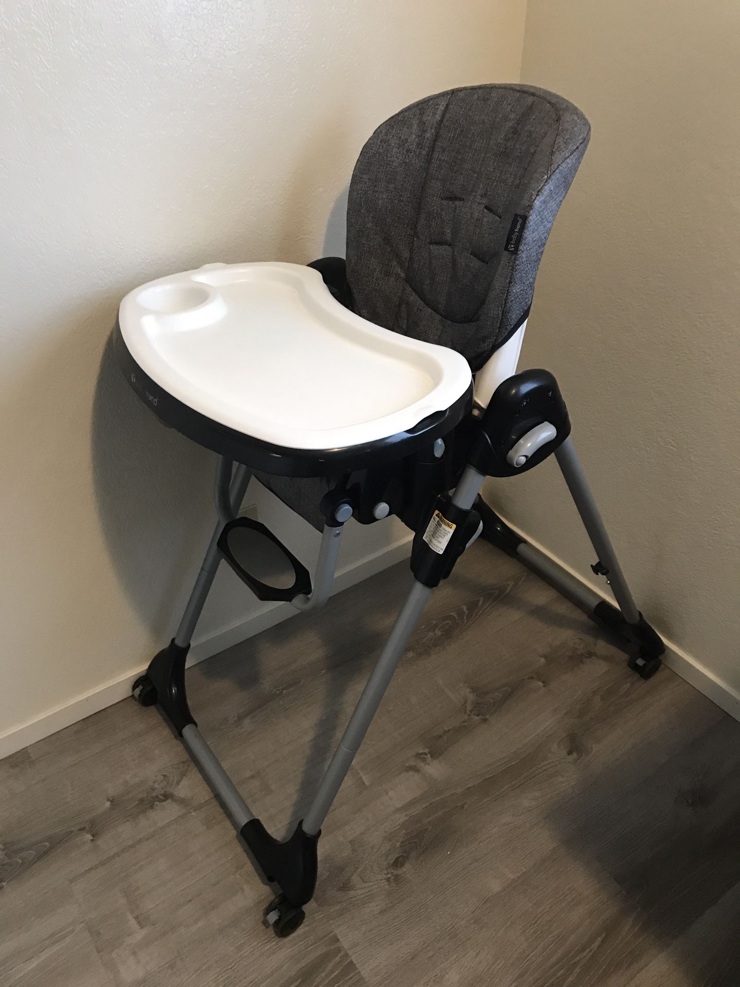 High Chair 5-in-1 Baby Trend