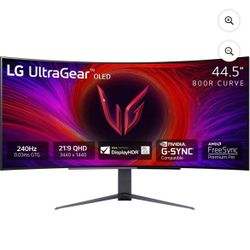 LG - UltraGear 45" OLED Curved WQHD 240Hz 0.03ms FreeSync and NVIDIA G-SYNC Compatible Gaming Monitor with HDR400 - Black