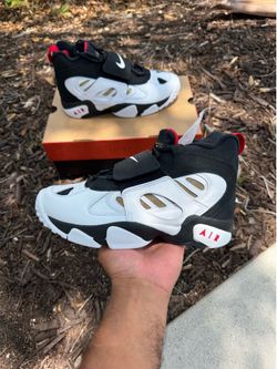 Air Diamond turf 2 “49ers”  Sizes 8.5m, 9m, 9.5m, 11.5m, 12m
