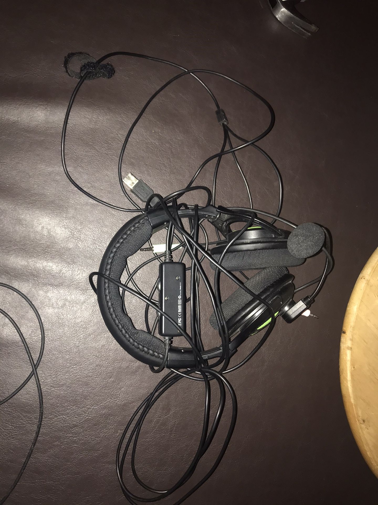 Xbox 360 Turtle Beach EarForce X12 with 2.5 mm aux cord