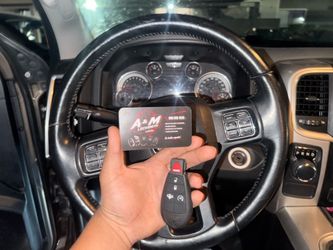 Car Keys N Remotes/ Llaves Con Control