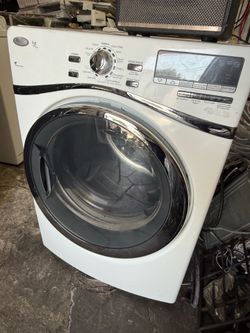 Whirpool white front load washer gas dryer