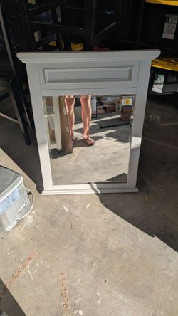 Mirror.