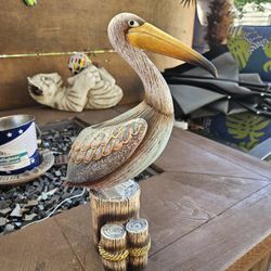 Pelican Decor 