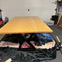 Handmade Solid Red Oak Coffee Table – Modern Black Steel Legs