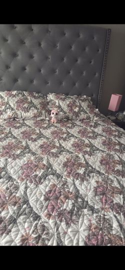 Cama queen