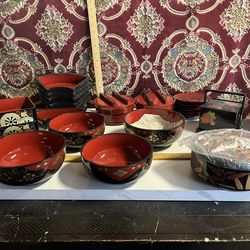 Large Lot Of Vintage Japanese Lacquer Ware Bowls Etc