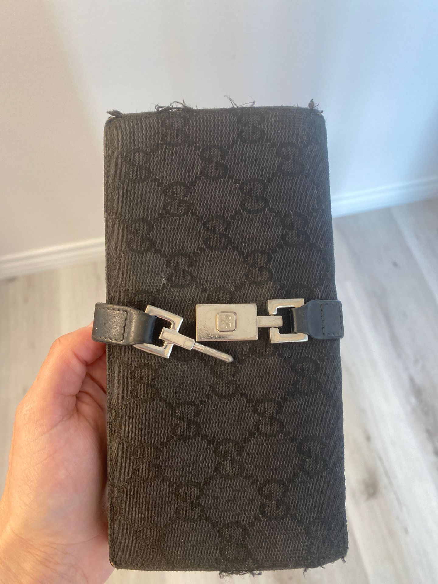Authentic Gucci wallet black