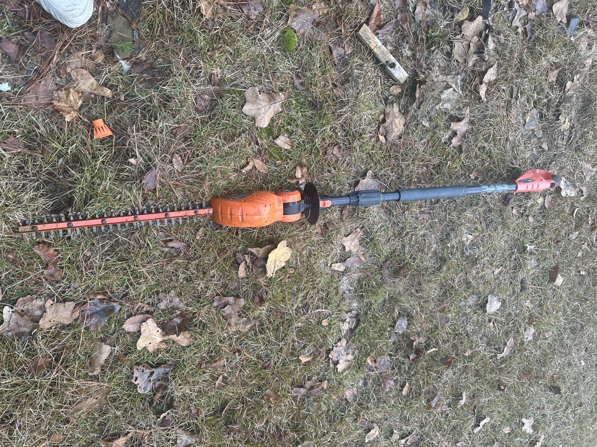 Tree Saw Needs Battery