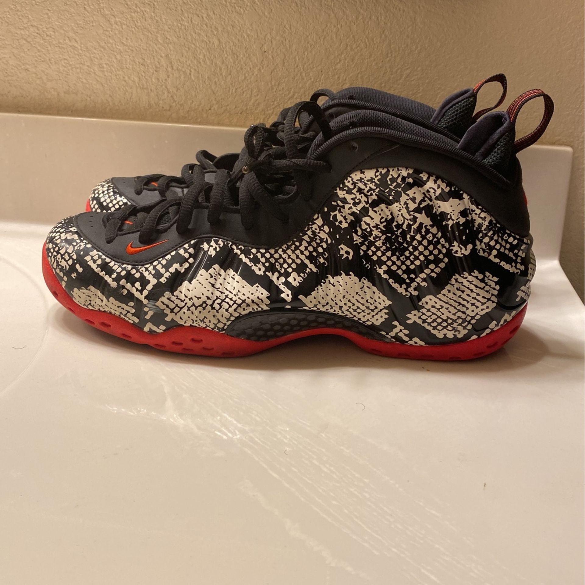 Men Foamposite “Albino Snakeskin ”