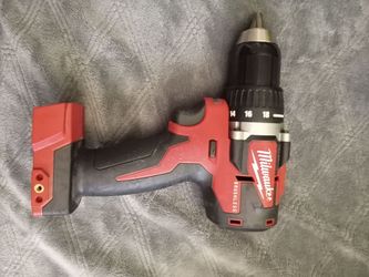 Milwaukee M18 FUEL 18V Lithium-Ion Brushless Cordless 1/2 in. Drill/Driver (Tool-Only)