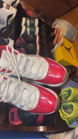 Men’s Jordan 11 Retro Cherry