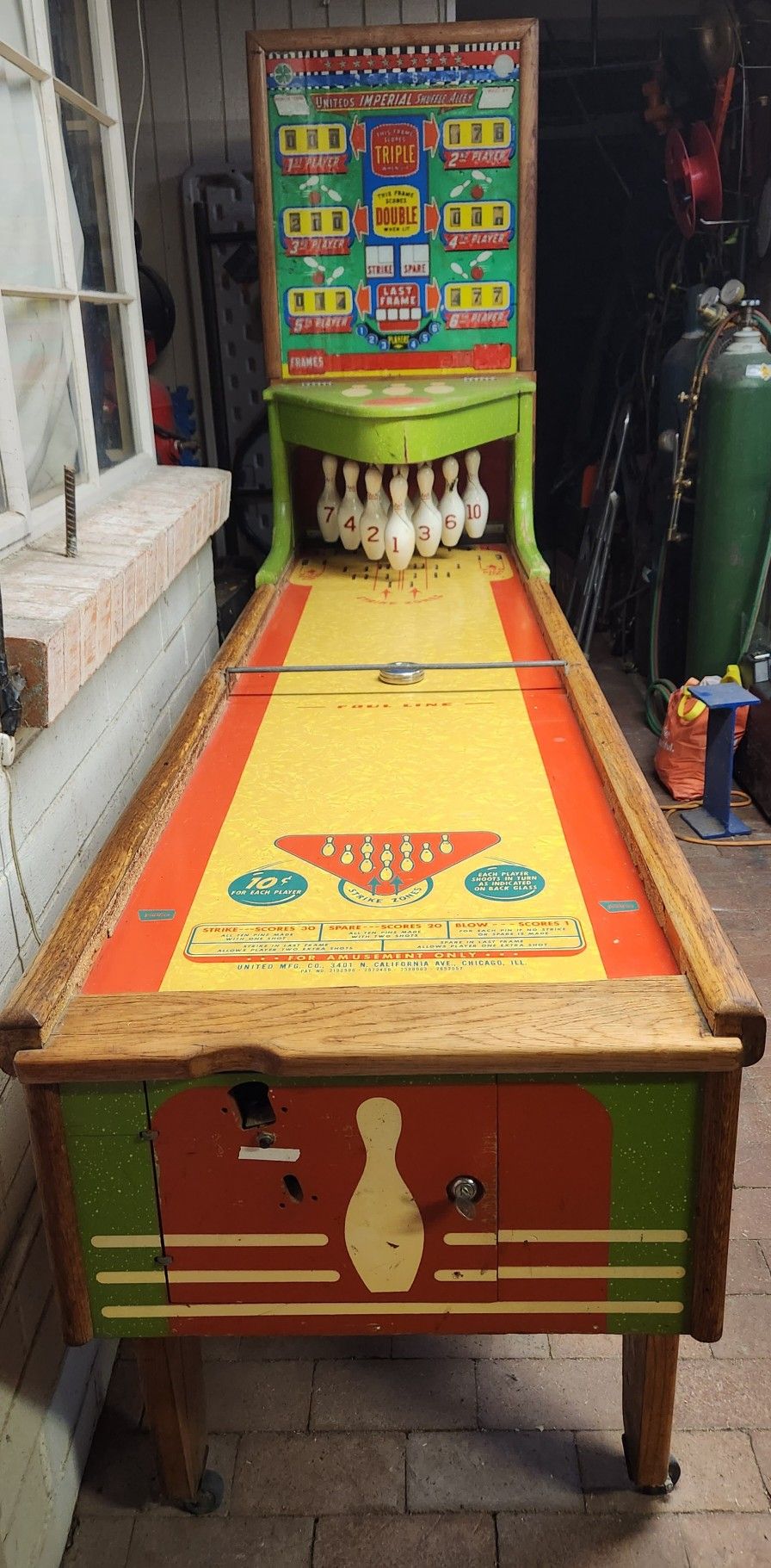 Vintage 1953 United's Imperial Shuffle Alley Arcade Game