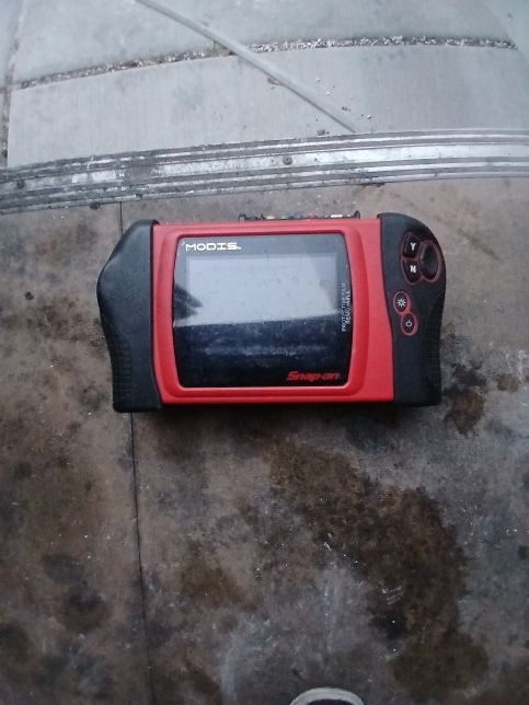 Snap On Modis EEMS300 scanning tool