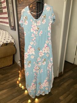 Woman’s Sleep Wear