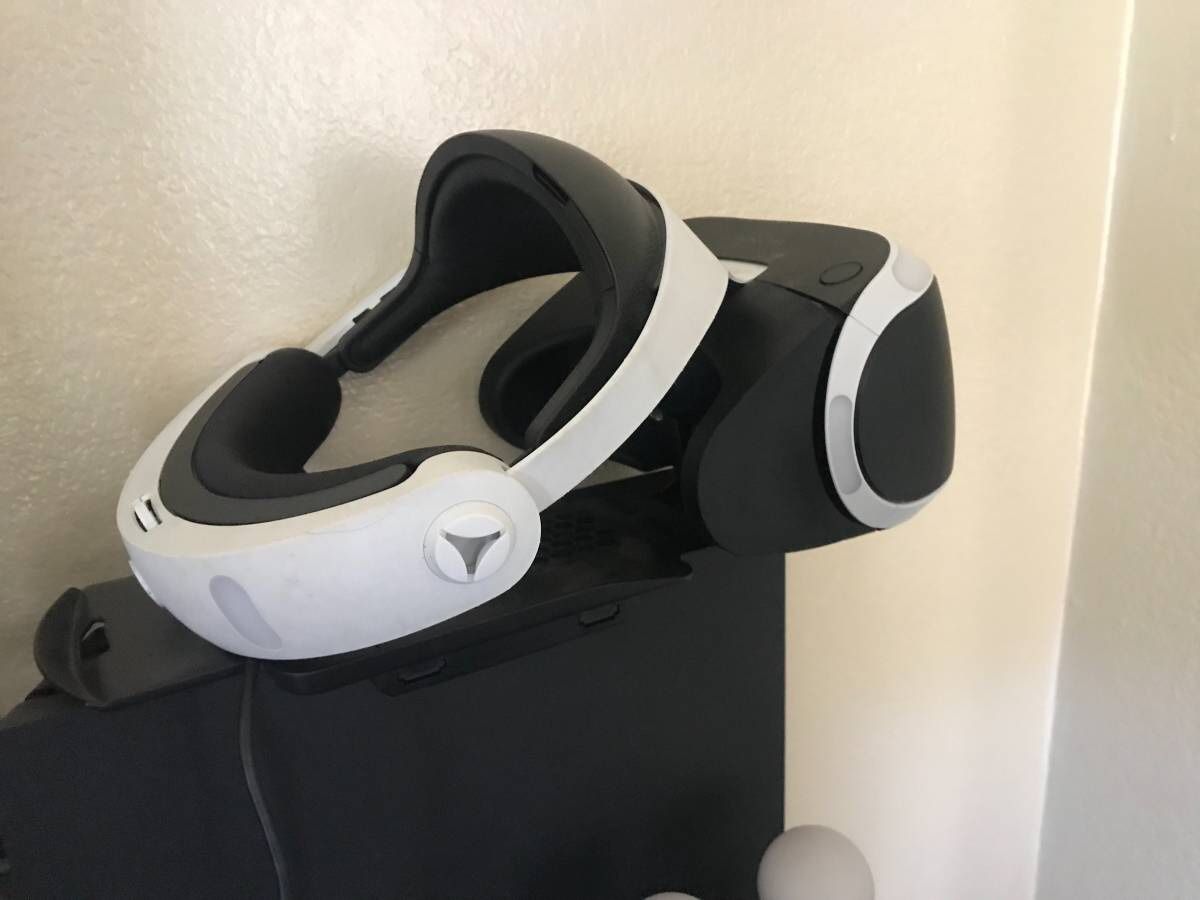 Sony Playstation VR Headset for Sale in Fountain Valley, CA OfferUp