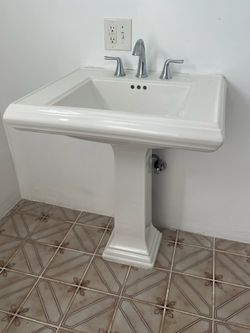 Pedestal Sink - Kohler