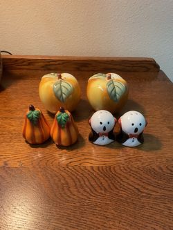 Ceramic salt and pepper shakers