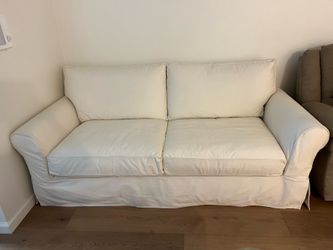 POTTERY BARN Slipcovered Sofa White