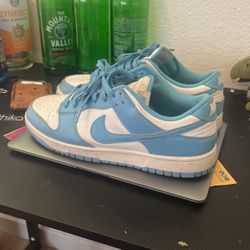 UNC DUNKS
