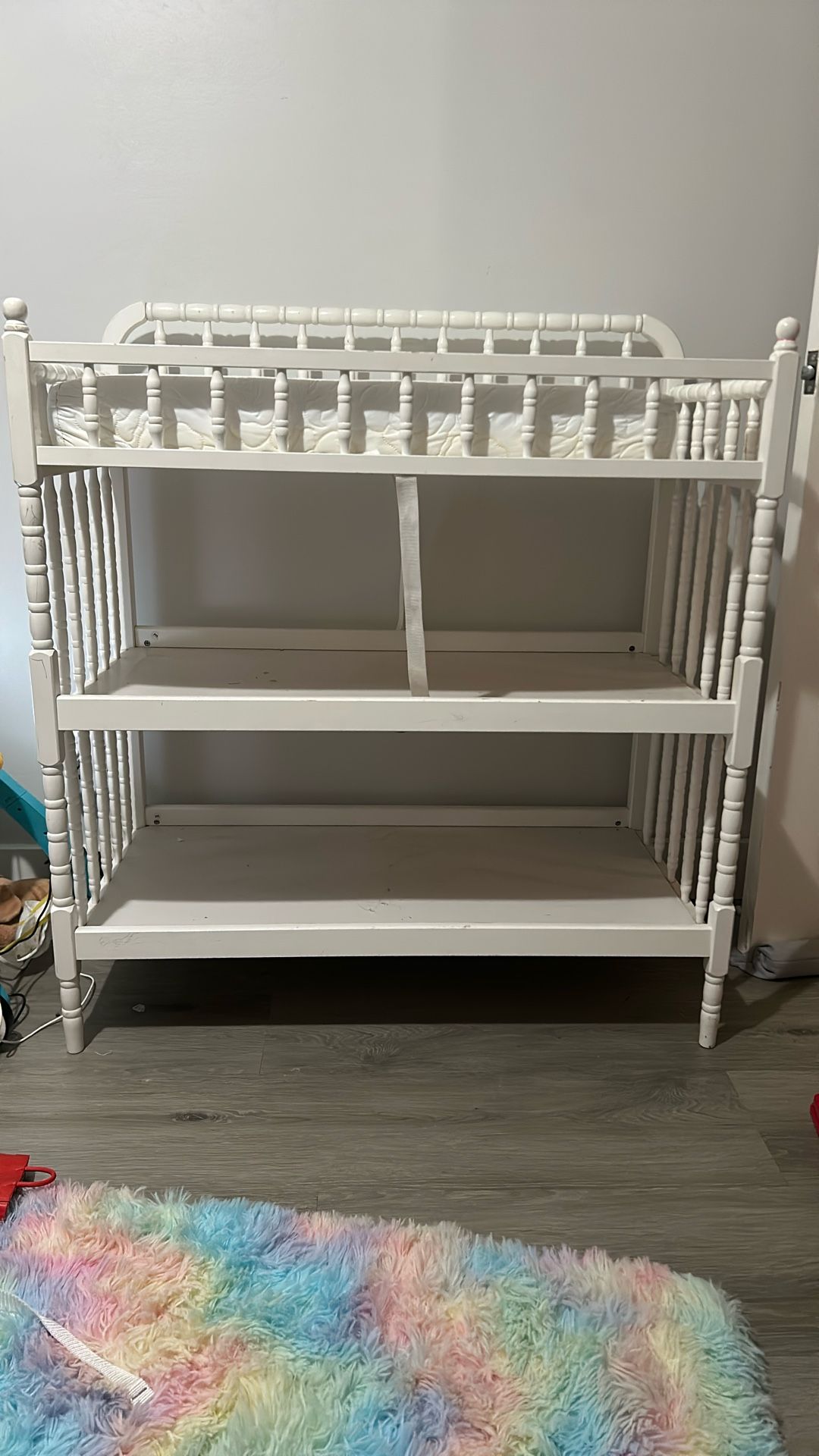 Free Changing Table With Pad